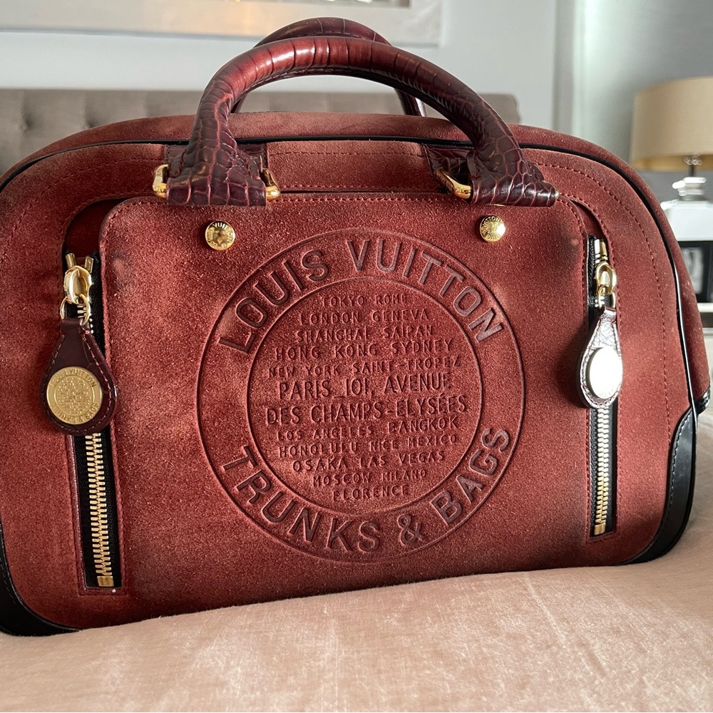 Louis Vuitton
Louis Vuitton Havane Suede and Leather Stamped Trunk Bowler PM Bag